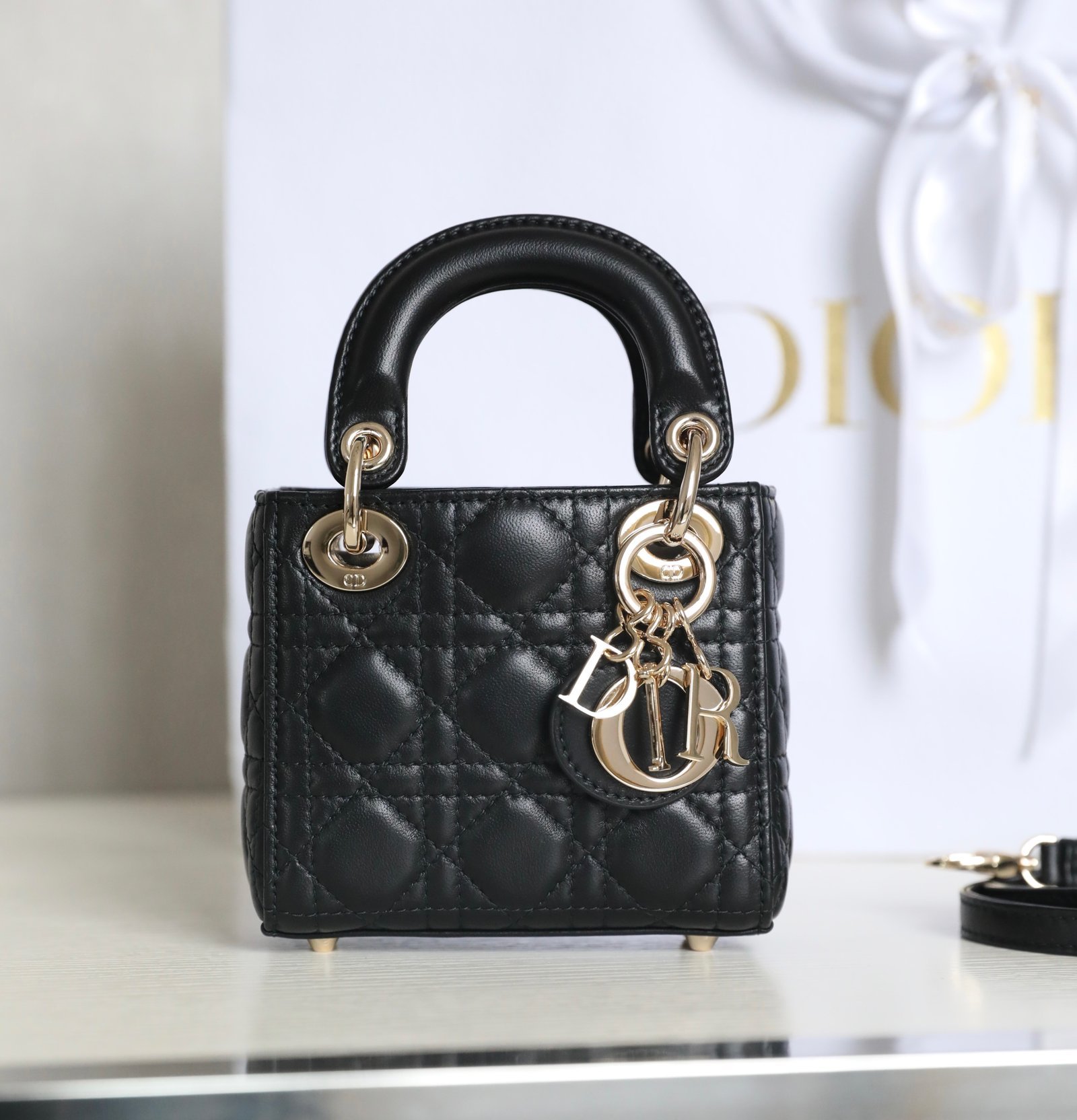 Mini Lady Dior Bag detail image 1 sourced from womanlvbag.com