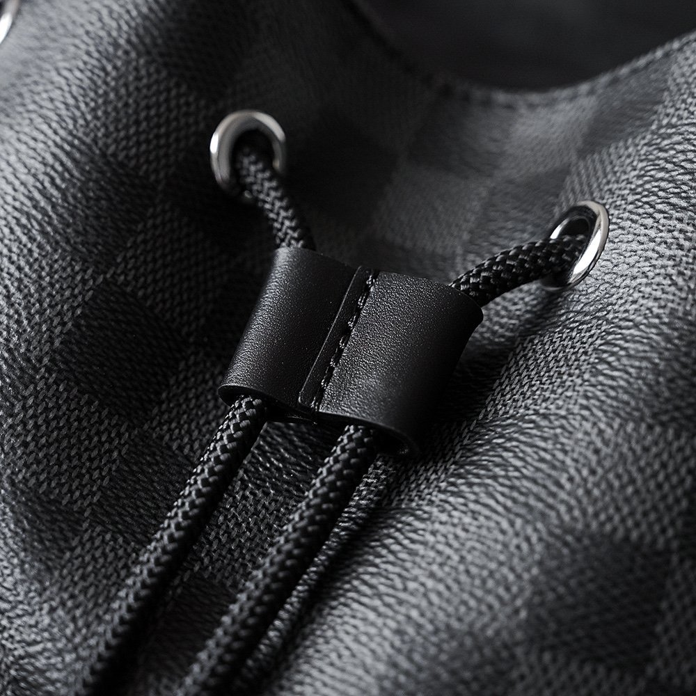 N41379 More Details detail image 1 sourced from womanlvbag.com