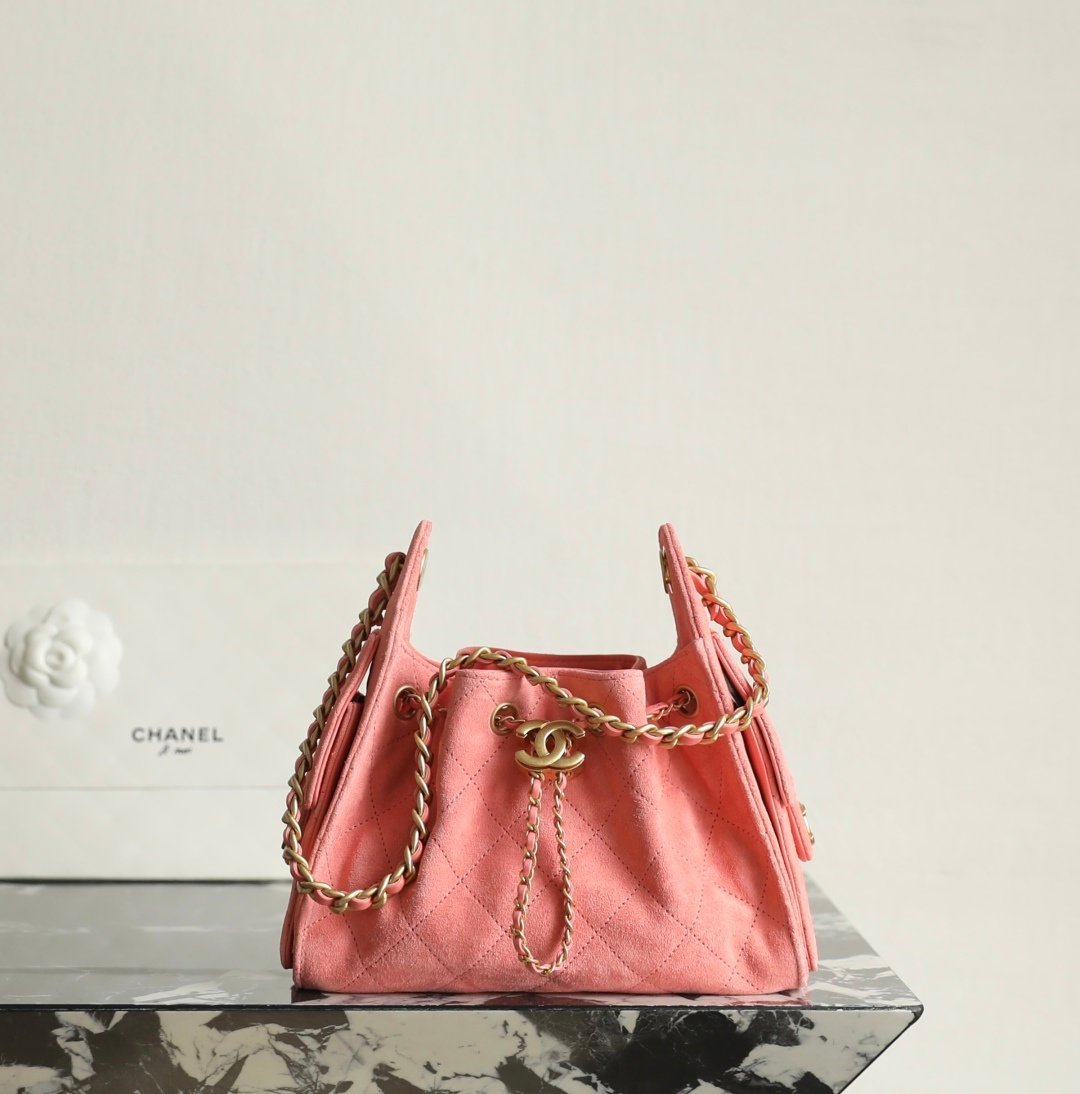 Chanel 25 Hobo Bag Mini Suede Pink detail image 1 sourced from womanlvbag.com