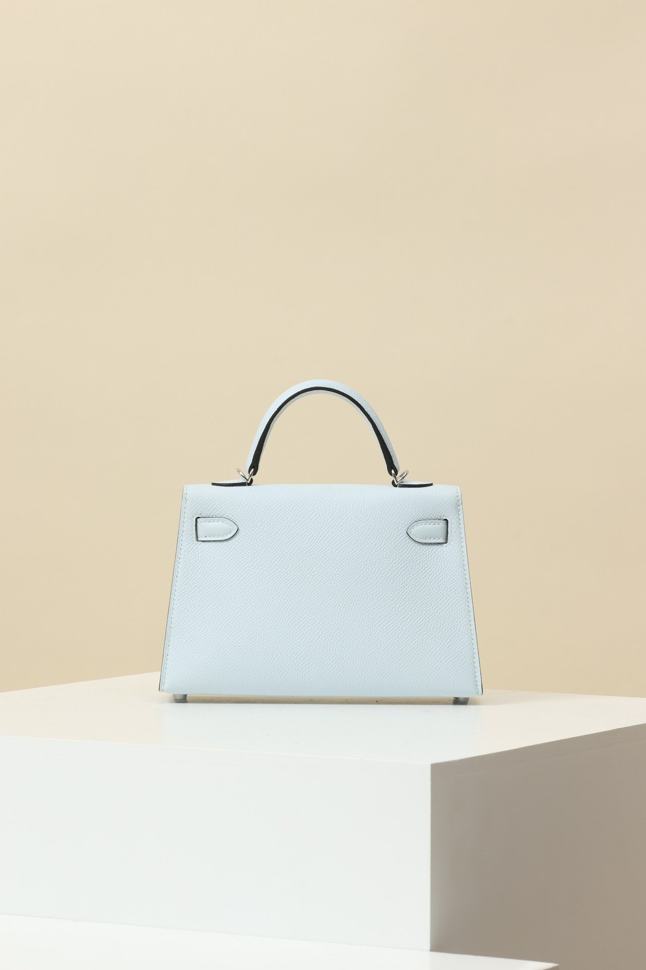 Hermès Mini Kelly 19 G2 Epsom Bleu Saint-Cyr 08 GHW detail image 2 sourced from womanlvbag.com