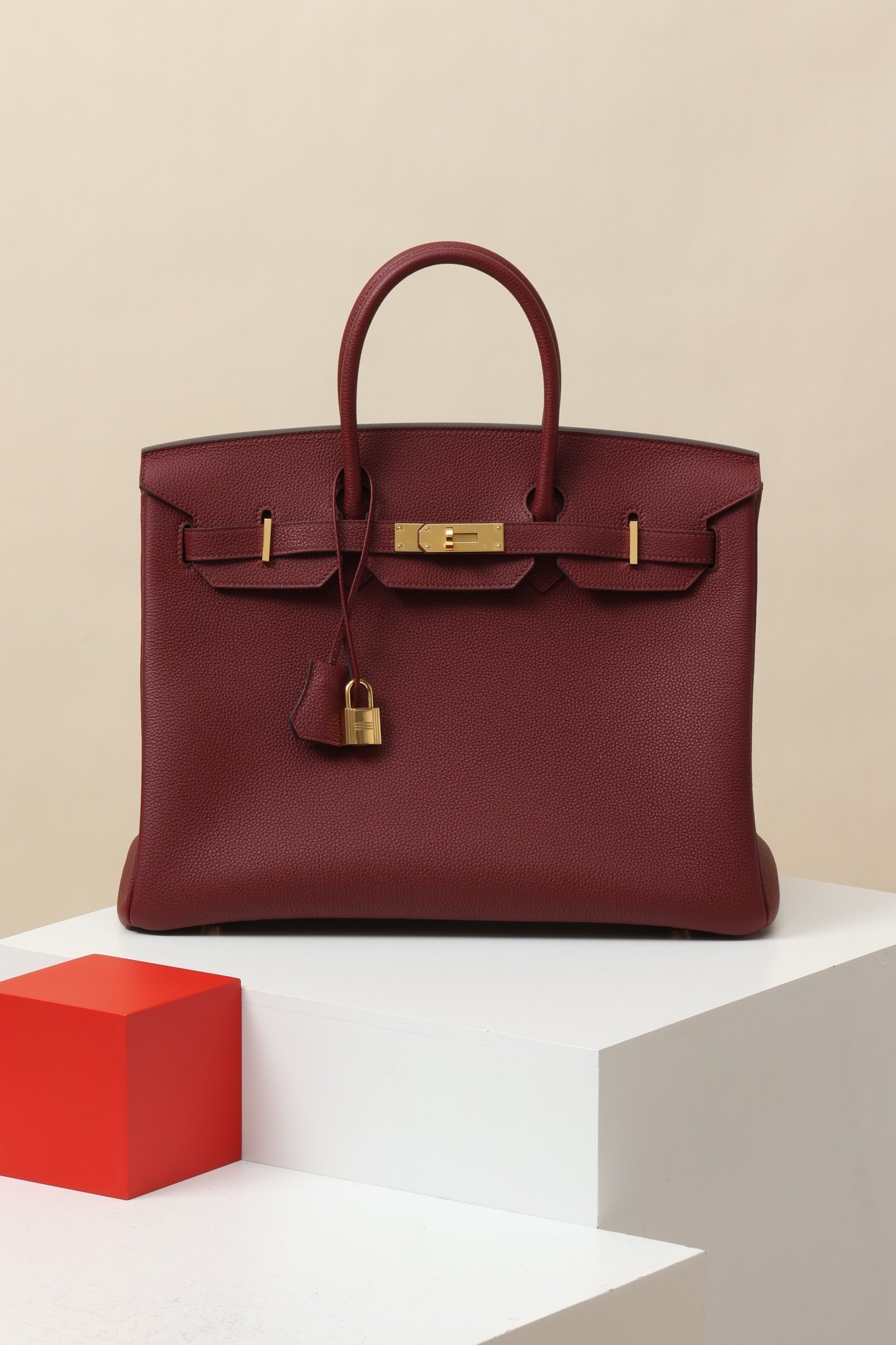 Hermès Birkin 35 Togo 55 Rouge H GHW detail image 1 sourced from womanlvbag.com