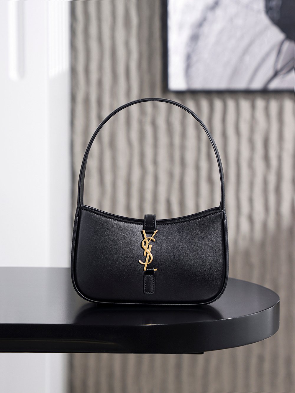 SAINT LAURENT (YSL) LE 5 À 7 Mini Hobo Bag (Black Calfskin) detail image 1 sourced from womanlvbag.com