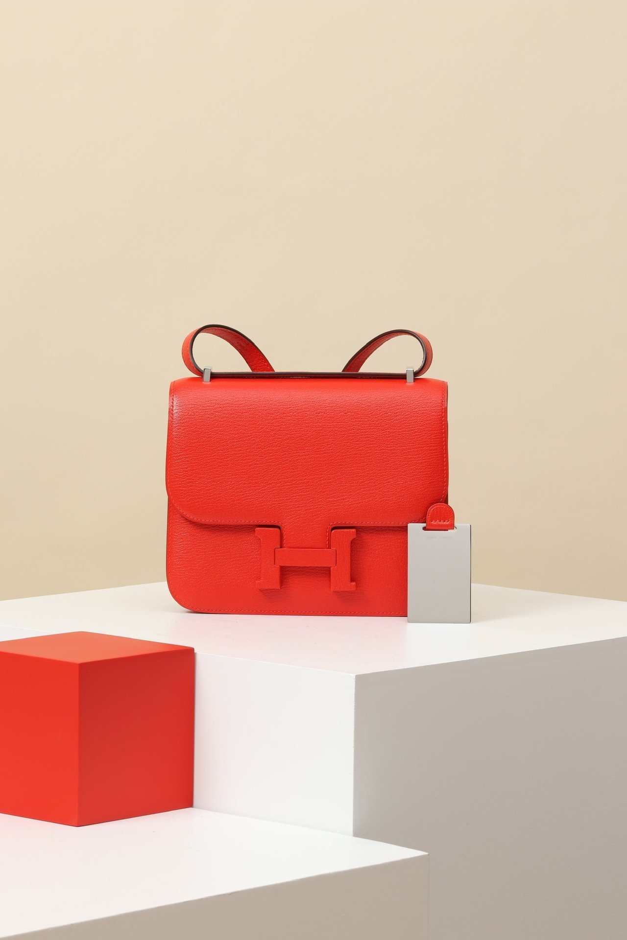Hermès Constance 19 – Mysore Goatskin S3 Rouge De Coeur PHW/Leather Inlay detail image 1 sourced from womanlvbag.com