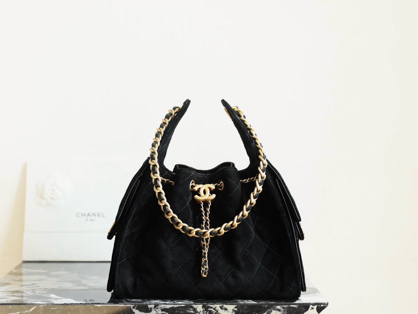 Chanel 25 Small Hobo Bag Suede Black detail image 1 sourced from womanlvbag.com