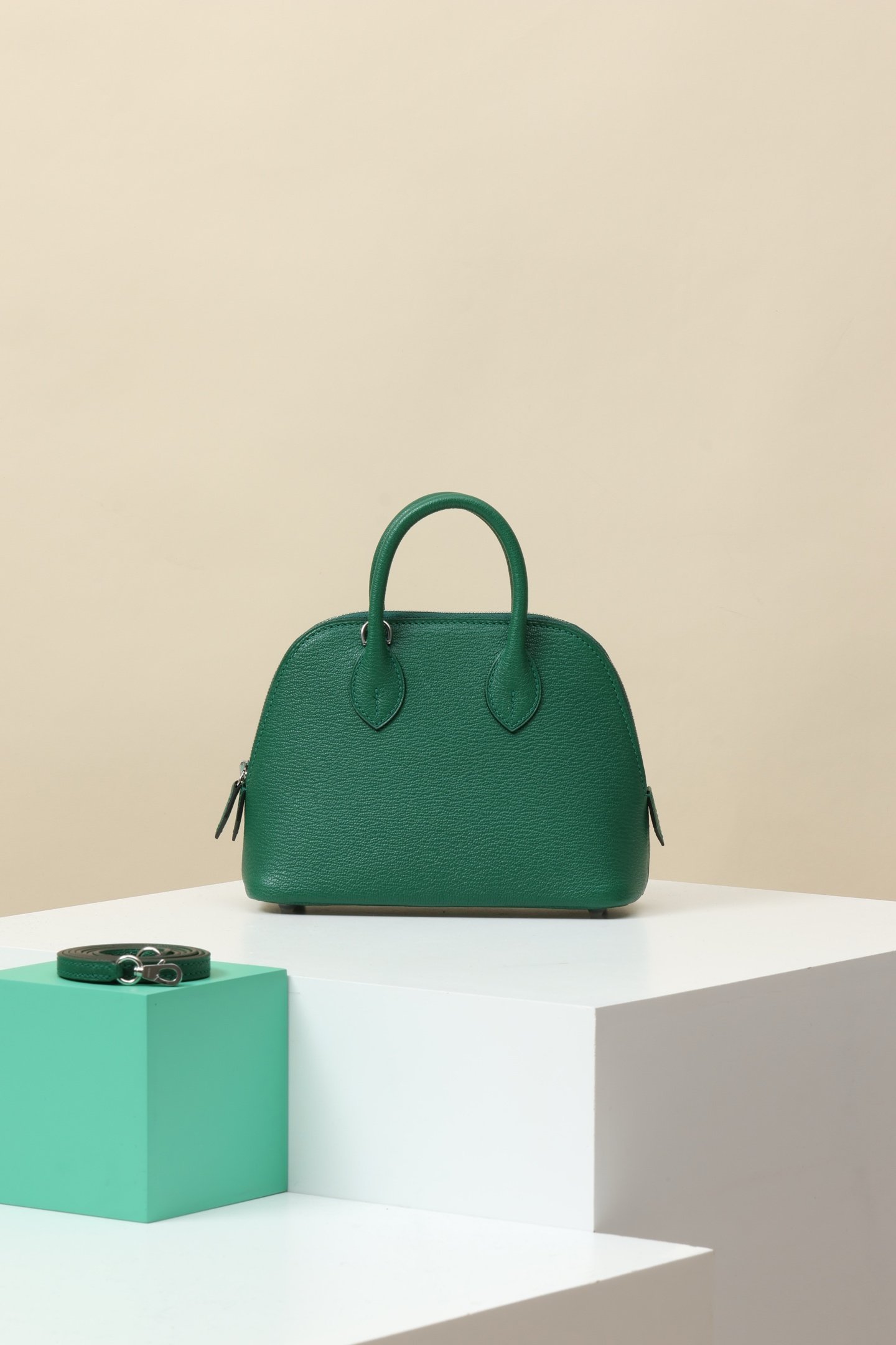 Hermès Mini Bolide 1923 – Mysore Goatskin 65 Vert Jade PHW detail image 1 sourced from womanlvbag.com