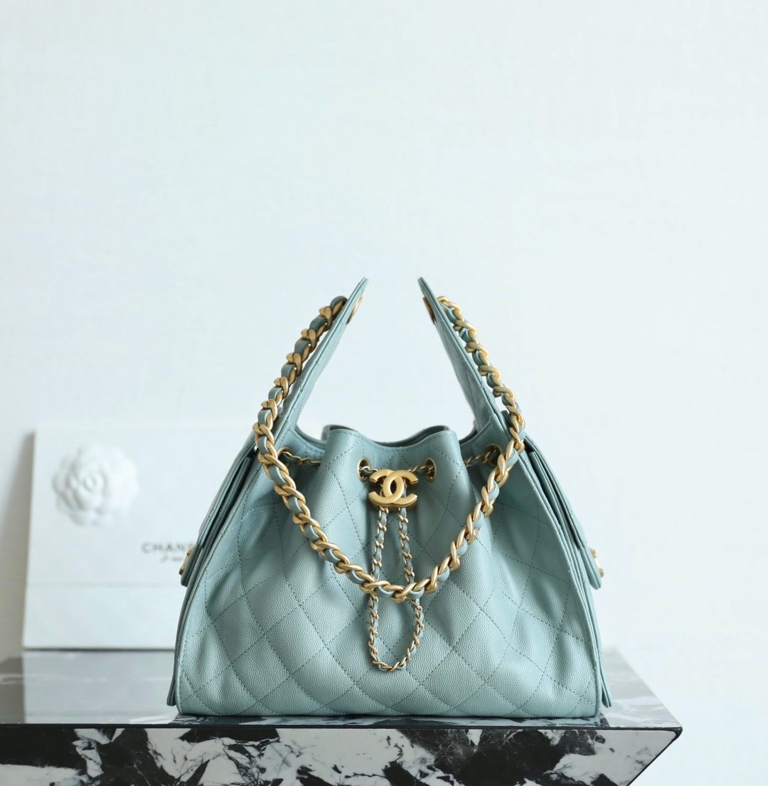 Chanel 25 Small Hobo Bag in Gray Blue detail image 1 sourced from womanlvbag.com