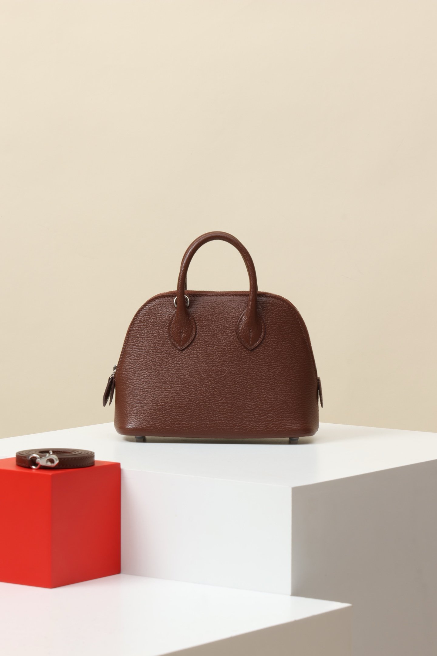 Hermès Mini Bolide 1923 detail image 1 sourced from womanlvbag.com