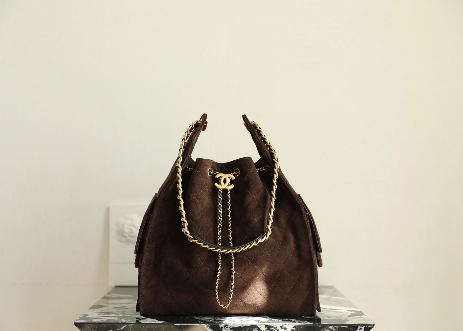 Chanel 25 Medium Hobo Bag Suede Chocolate Brown detail image 1 sourced from womanlvbag.com
