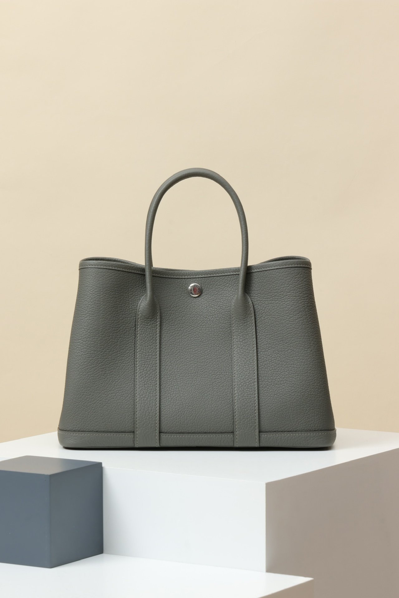 Hermès Garden Party 30 – Negonda Gris Cumulus (0L) PHW detail image 1 sourced from womanlvbag.com