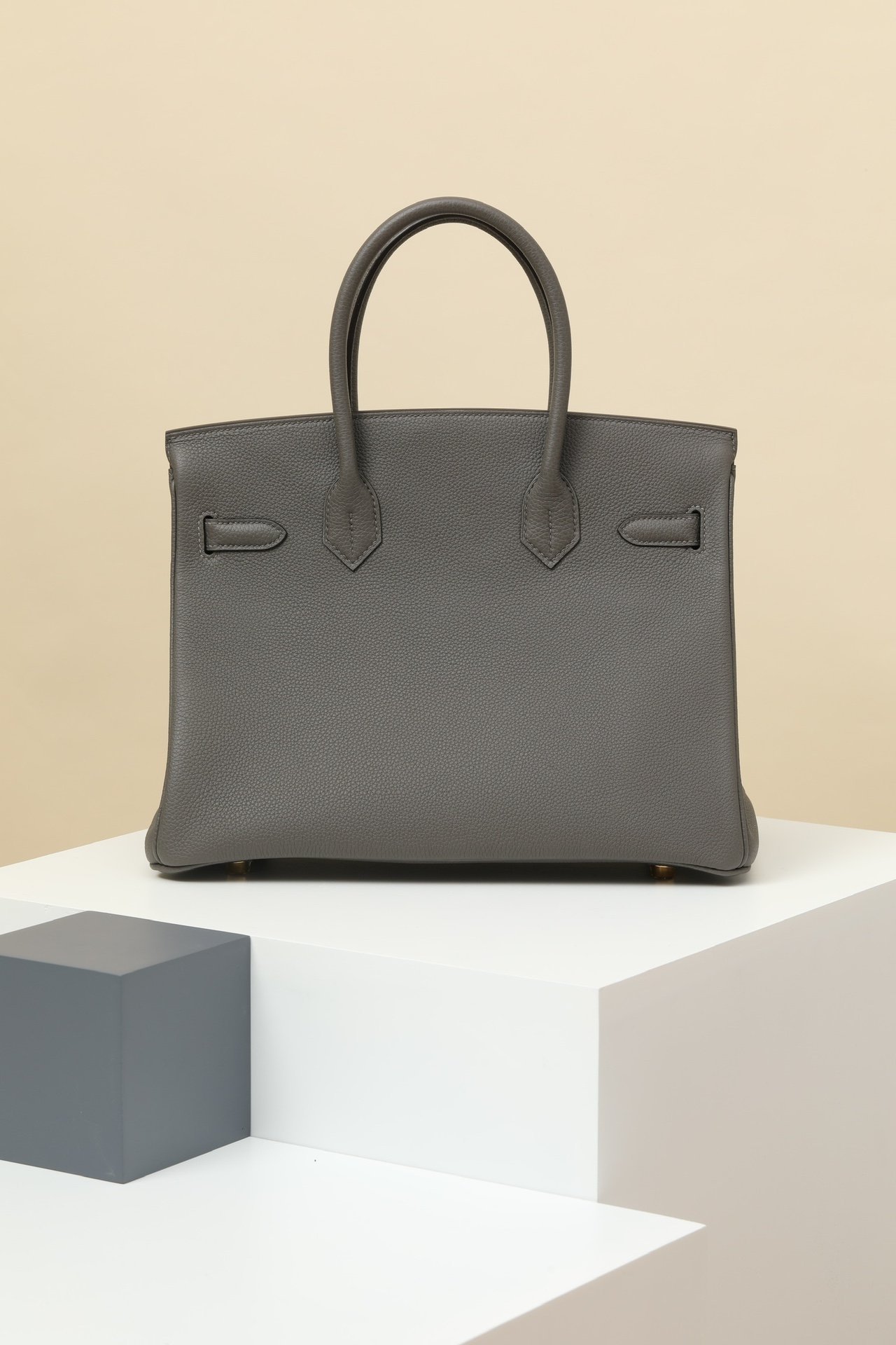 Hermès Birkin 30 Togo Calfskin 8F Gris Étain GHW detail image 2 sourced from womanlvbag.com